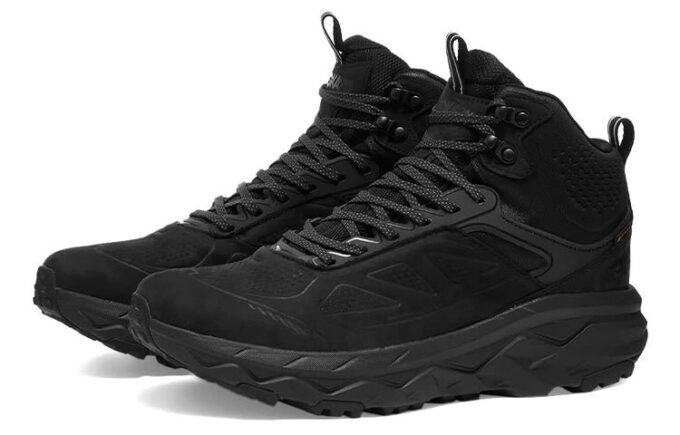 Challenger Mid Gore-tex ’Triple Black’