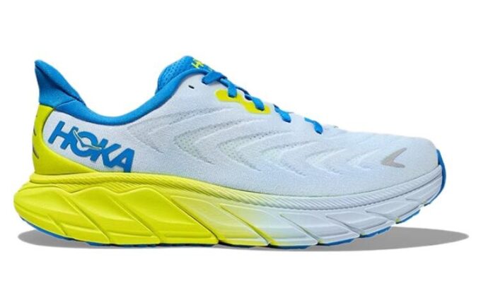 HOKA Arahi 6 ’Isvatten’
