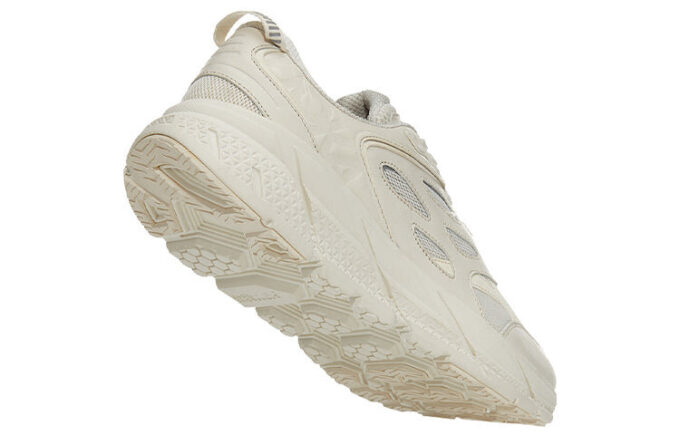 HOKA Clifton L ’Tofu’