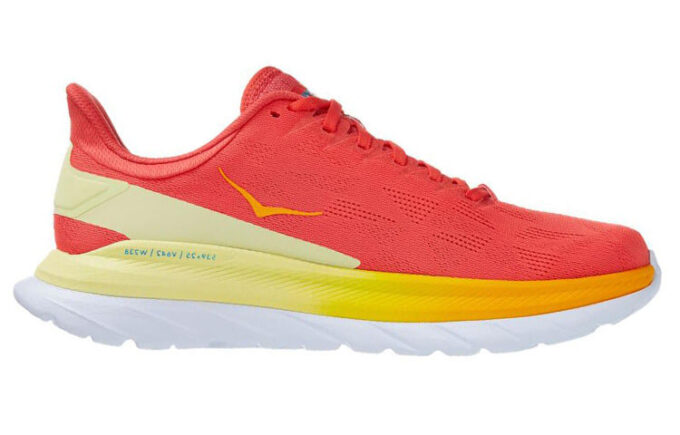 HOKA Mach 4 ’Hot Coral’