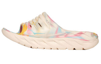 HOKA x FP Movement ’ORA’