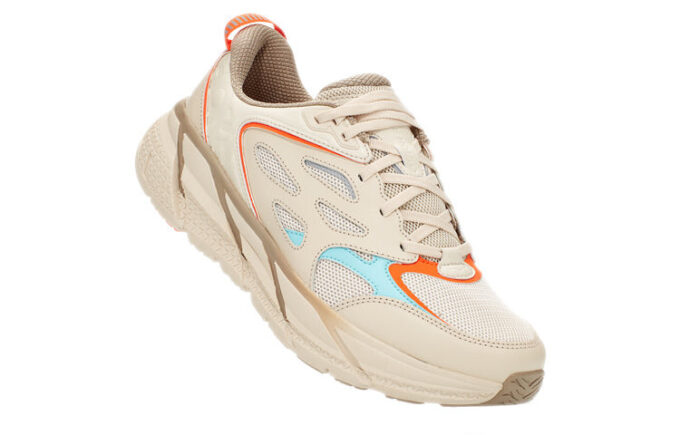 HOKA x Öppningsceremoni Clifton ’Sand’