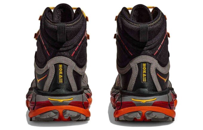 Tor Ultra High GORE-TEX ’Black Chili Pepper’