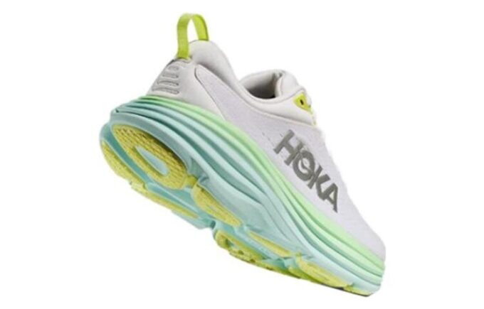 (WMNS) Bondi 8 ’Blanc De Blanc Sunlit Ocean’