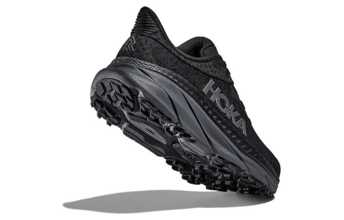 (WMNS) Challenger 7 ’Triple Black’